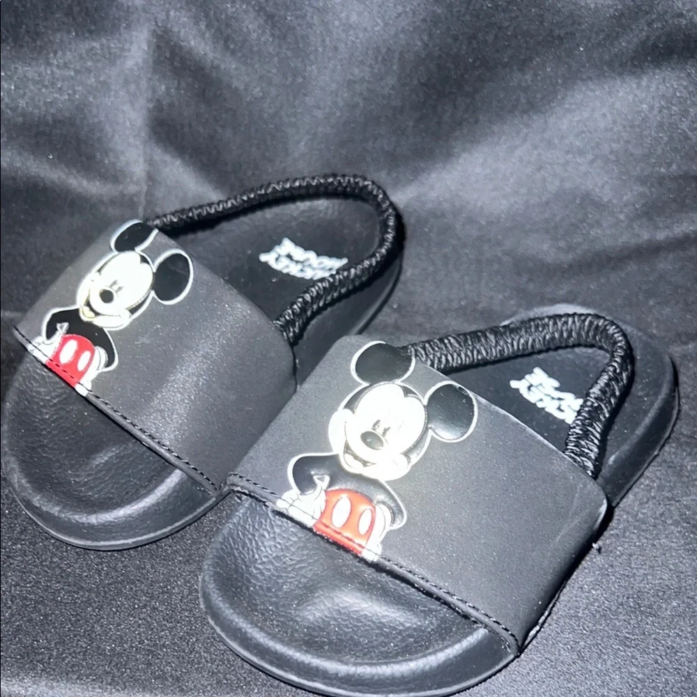 Boys Mickey Mouse Sandals Open-Toe Design